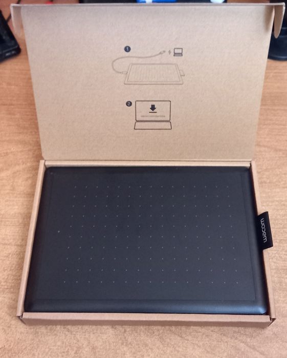 Графический планшет Wacom One Small