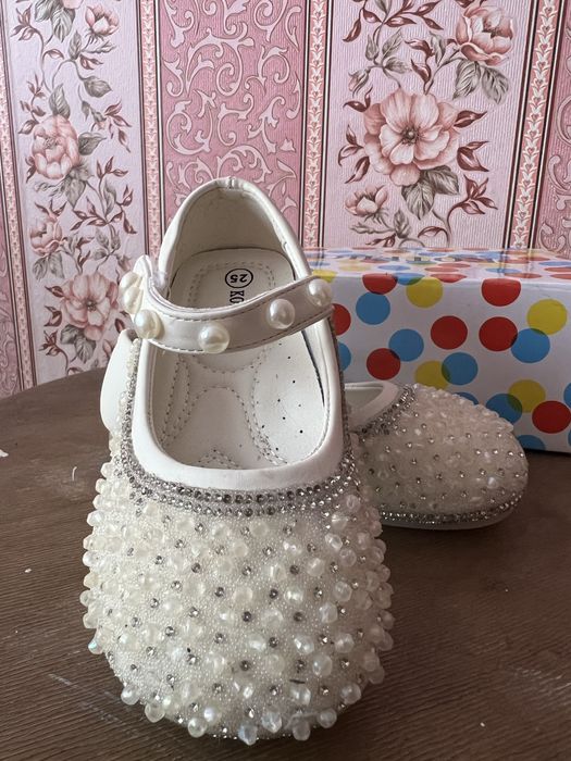 Детские туфельки