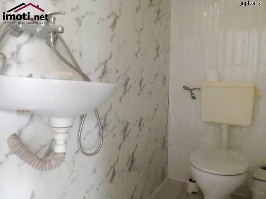 Продава бунгало за 4-ма до морето в Кариани.