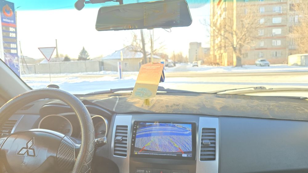 Продам машину Mitsubishi