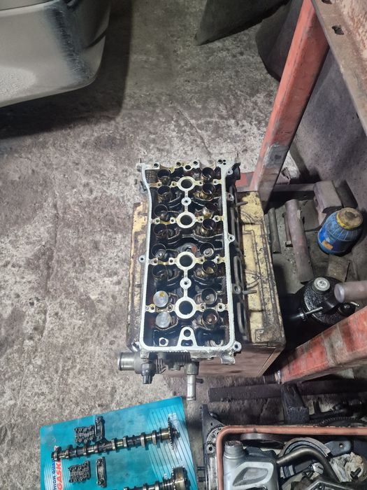 Продам голову тойота 2.4