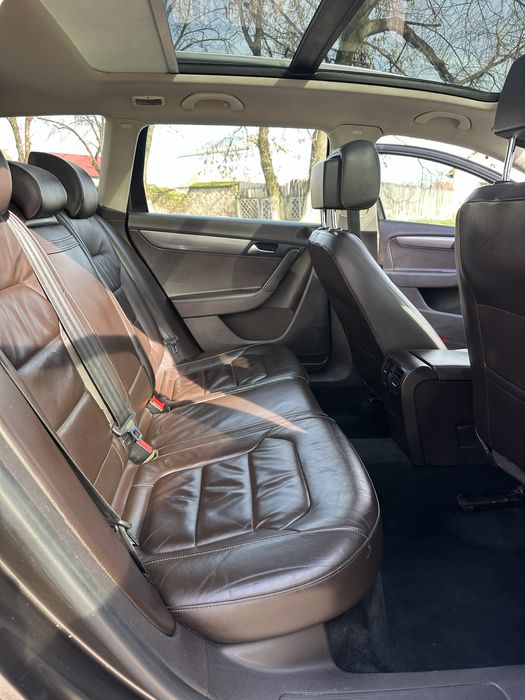 VW Passat B7/2.0 Tdi 140 Cp/Euro 5/Navi/Panorama