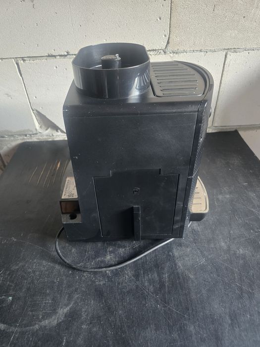 Espressor Krups EA81 pentru piese sau reparat