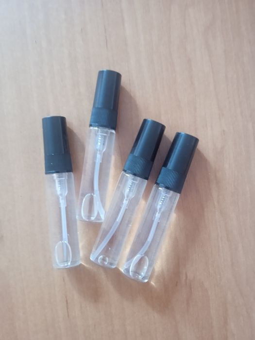 Продам оригинал парфюм Амуаж Хонор 43
