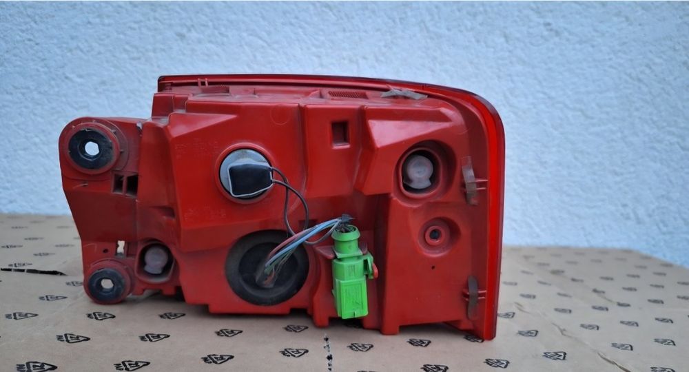 Lampa / stop stanga spate audi