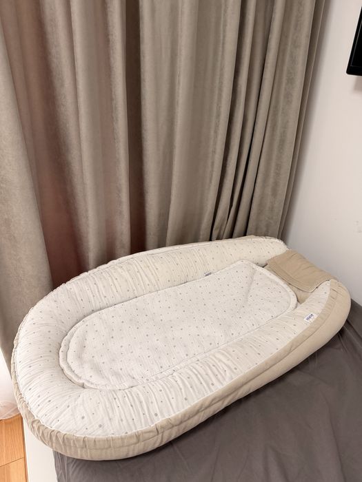 Бебешко гнездо Jukki в бежово и бяло