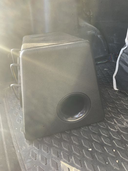 Продам сабвуфер