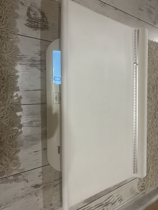 Бебешки електронен кантар Alecto