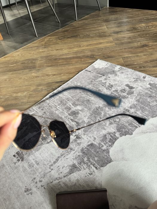 Солнцезащитные очки FENDI