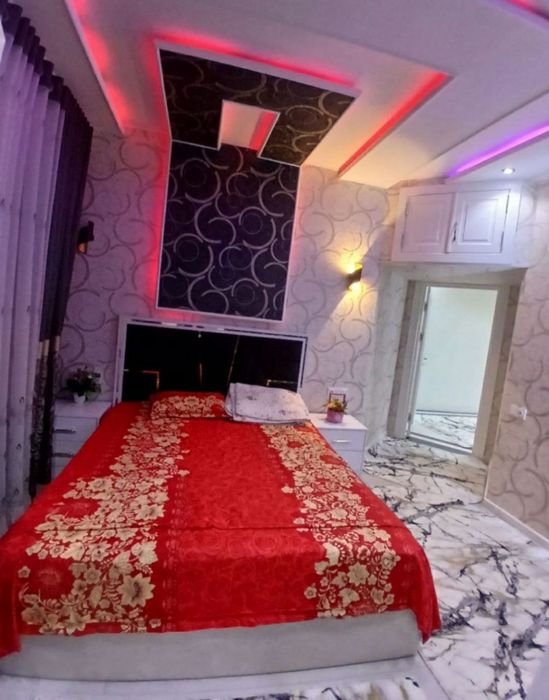 Юнусобод метро яқинида квартира. Болалар ва қизларга. Маклер йўқ.