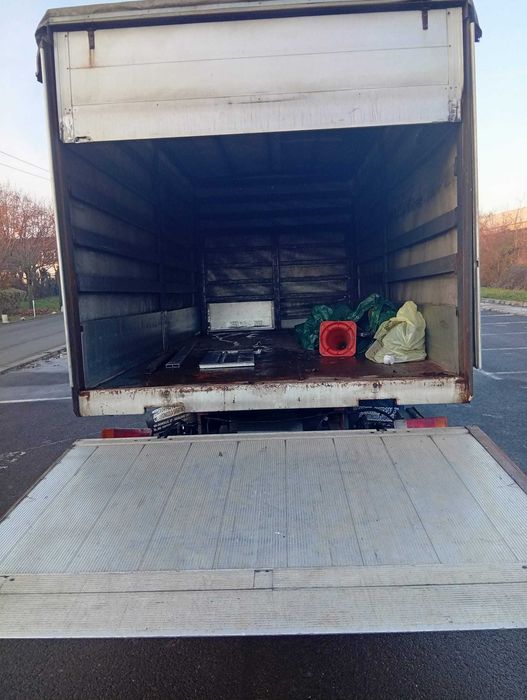 Iveco Daily cu lift hidraulic 2.8 Turbo Diesel 2005