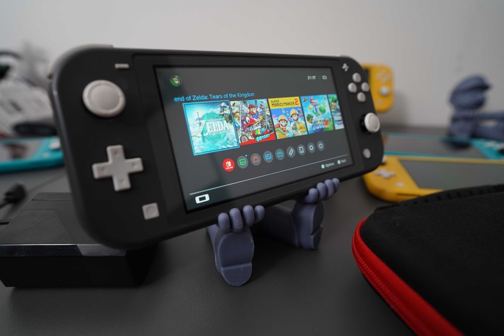 Nintnedo Switch Lite - 128 GB, с emuNAND, Hekate и Armosphere