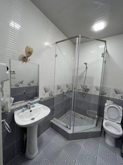 Bez Zaks / Kunlik kvartira / Hotel / Hostel