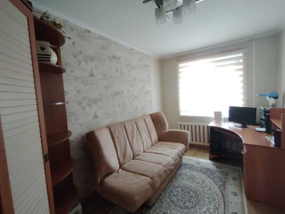 Продажа 4-комнатной квартиры 9 микрорайон