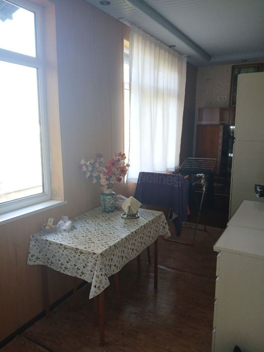 СРОЧНО продается в Мирзо Улугбекском районе на Карасу 4