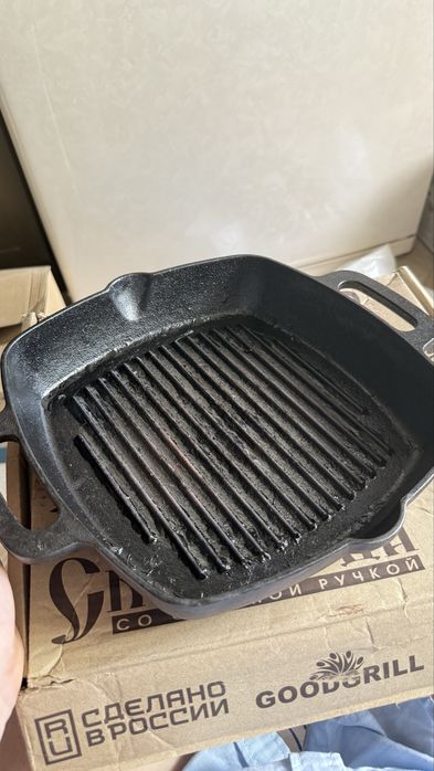 Сковорода гриль чугунная