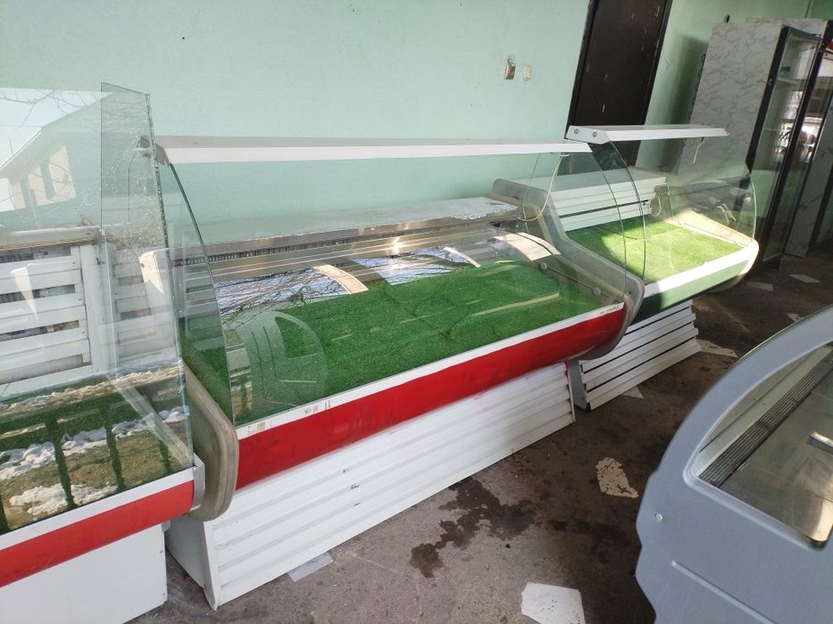 Витринные холодильники