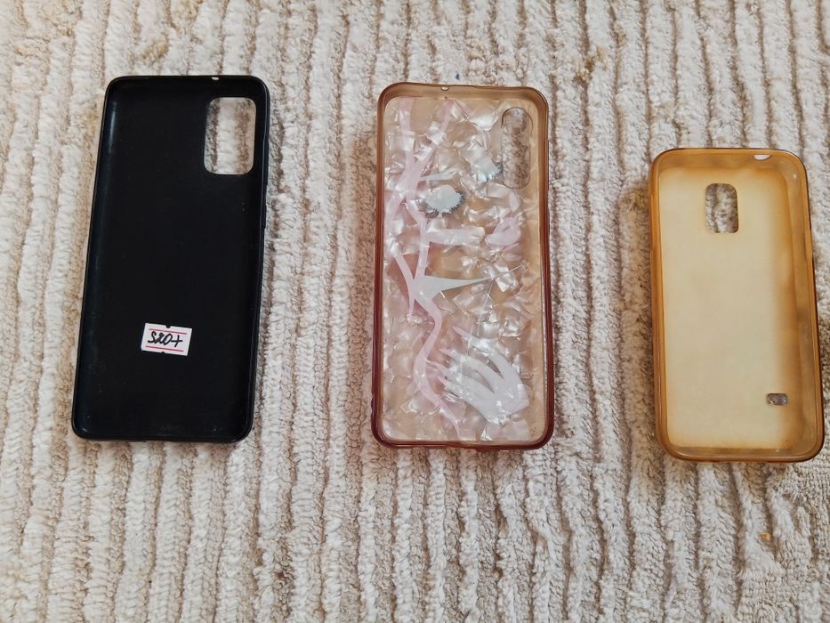 Три чехла на телефон