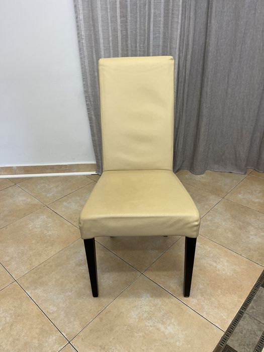 Трапезарен стол от естествена кожа