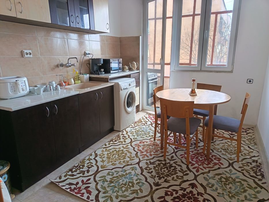 Почистване,профилактика след ремонт и наематели Хасково.