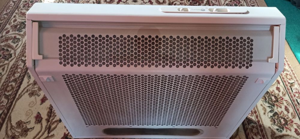 Кухонныи вытежка поланд