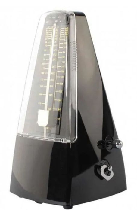 Гитара классическая С45; с чехлом и подставкой