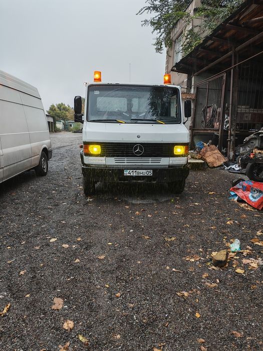 Продам Мерседес 711D