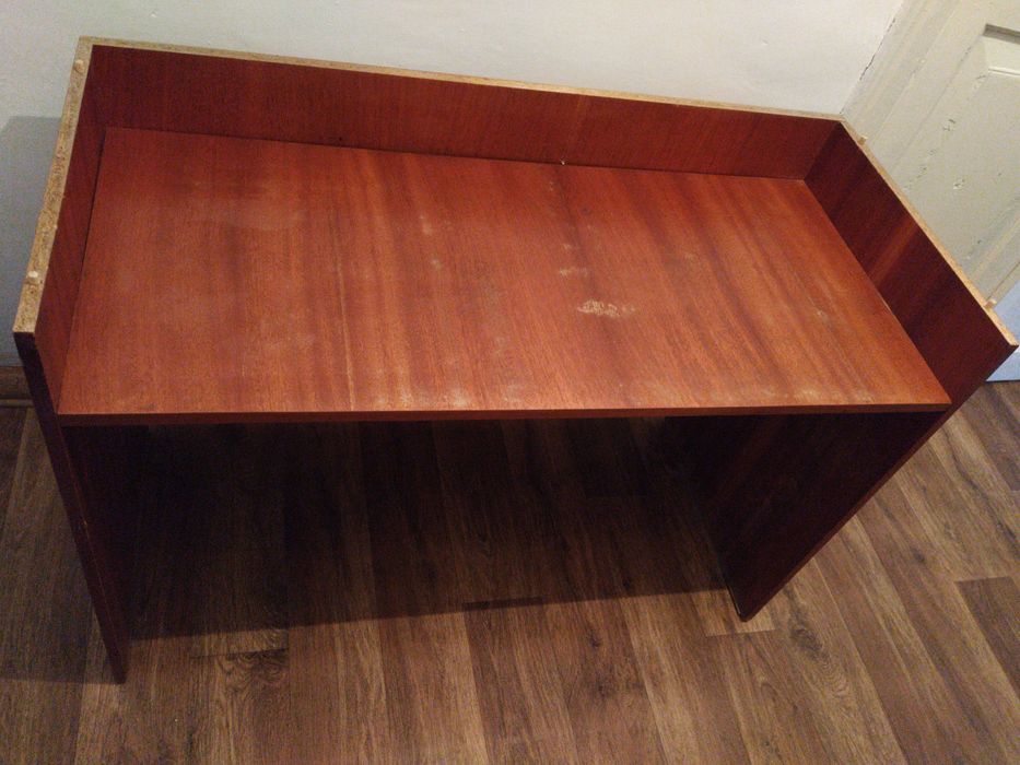 Стол  письменный