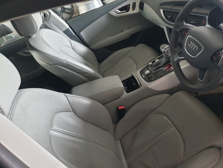 Dezmembrez audi a7 3.0 tdi an 2014 Audi A5 2,7 tdi