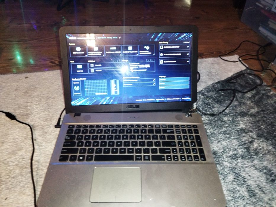 Laptop ASUS X541U pentru piese