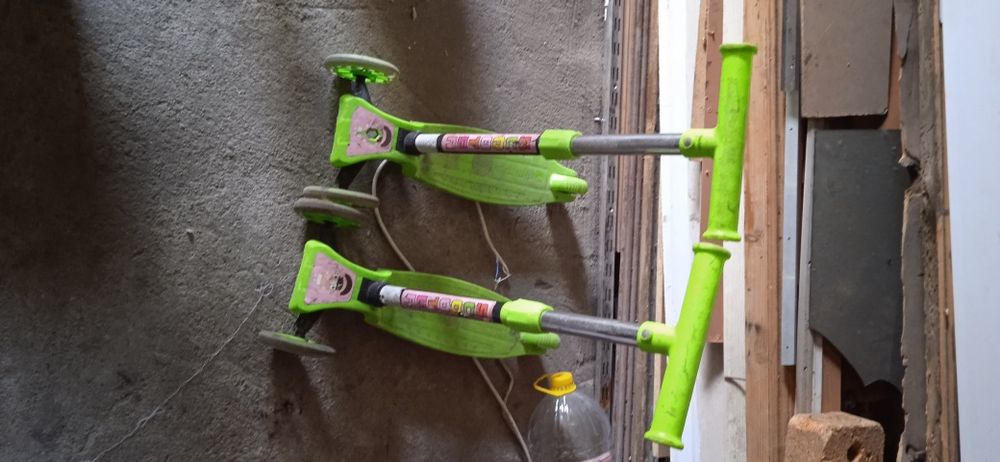 Продам самокаты хорошее состояние