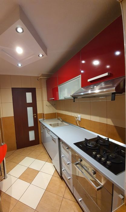 Apartament 3 camere Micro 17,decomandat,etajul 1.