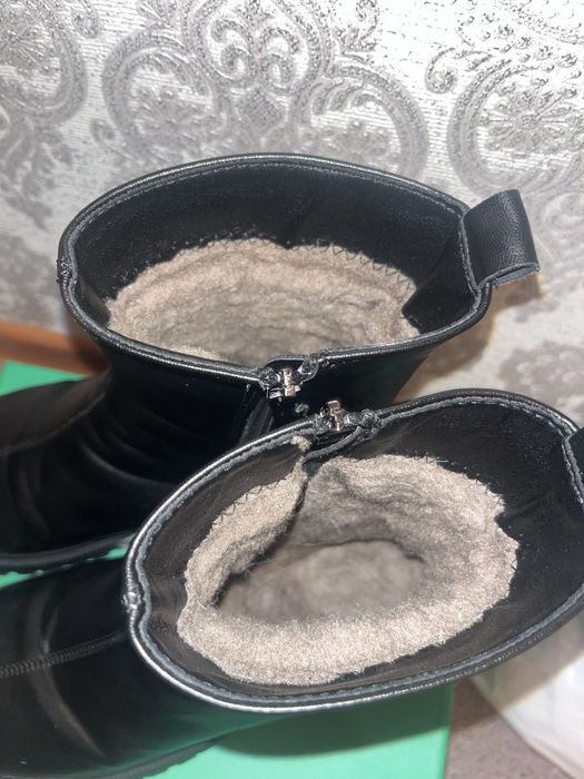 Продам обувь зима 40 размер