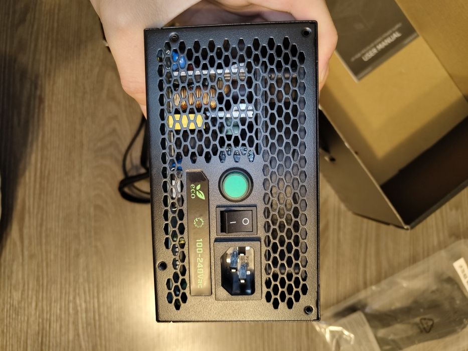 Продам блок питания, 700в VP RGB Modular
