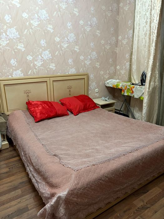 Спальный гарнитур