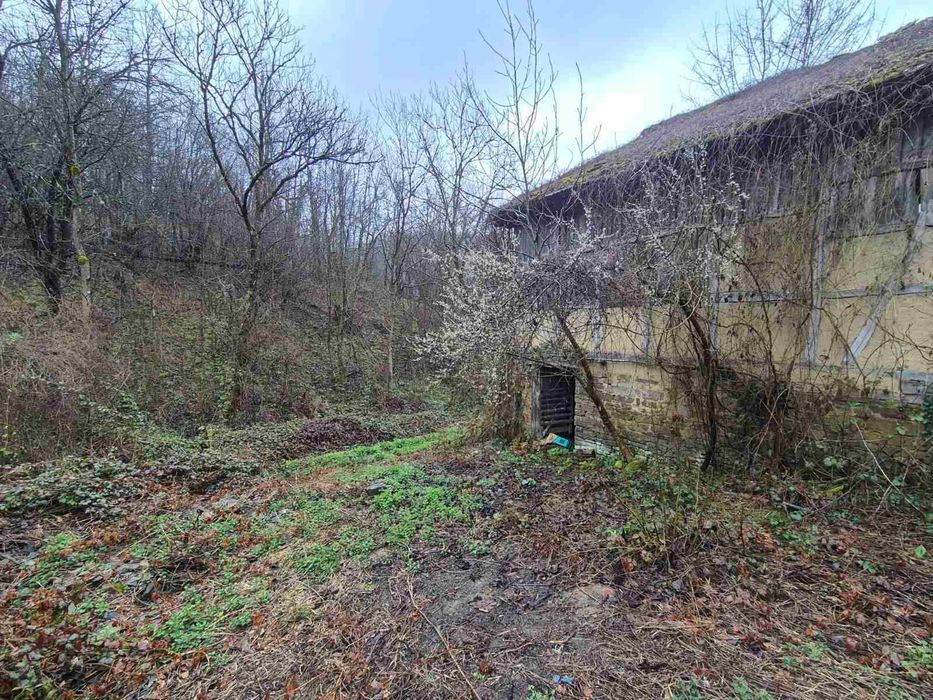 Парцел в област София !