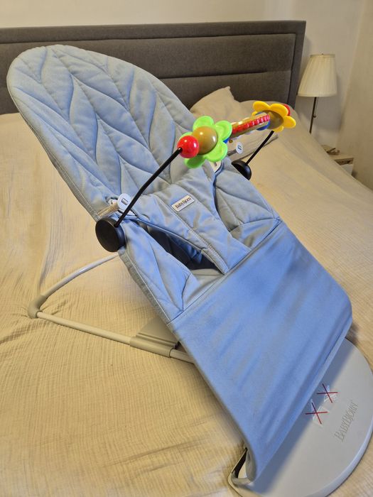 Balansoar/bouncer BabyBjorn albastru
