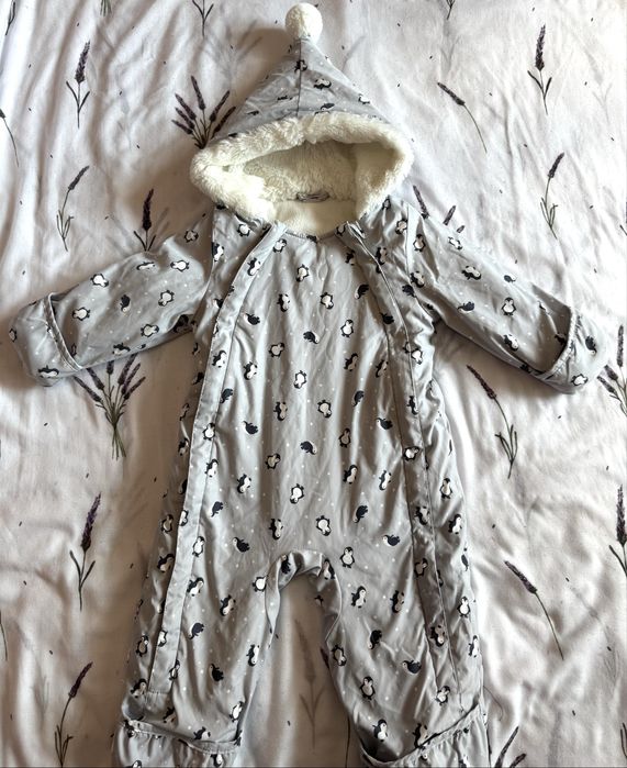 Бебешки якенца и космонавти размери 74-80-86