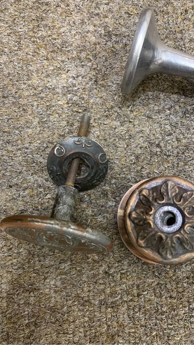 Продам медные дверные ручки