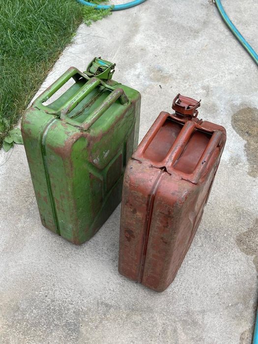 Продам канистры сср