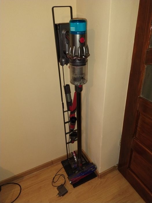 Aspirator dyson V12 origin