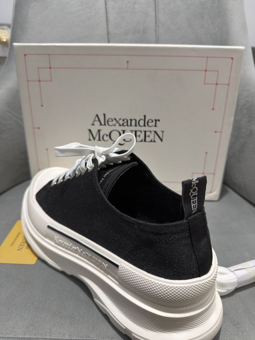 Alexander mqueen slick black