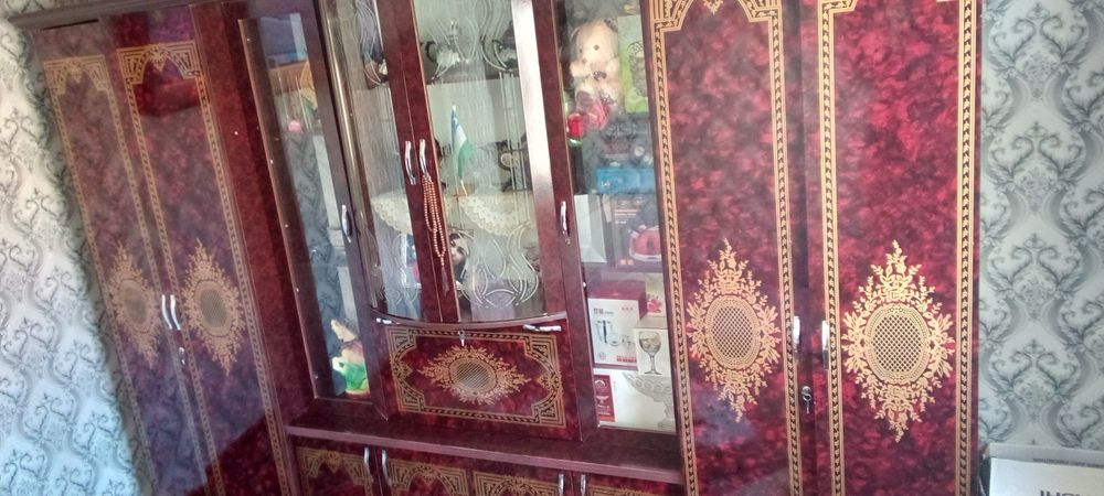 Mebel stenka holati yangi