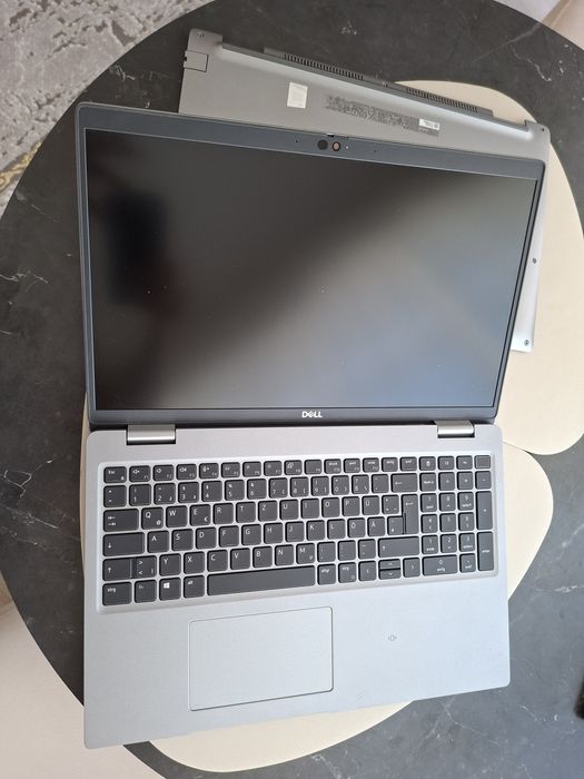 Dezmembrez Dell Latitude 5520, toate piesele disponibile