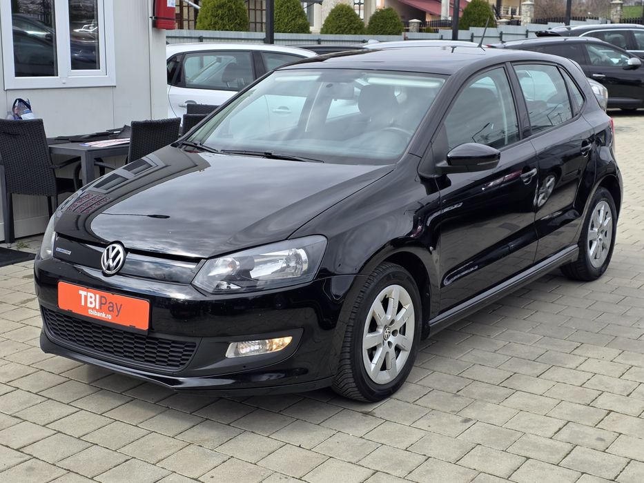 VOLKSWAGEN Polo 2010