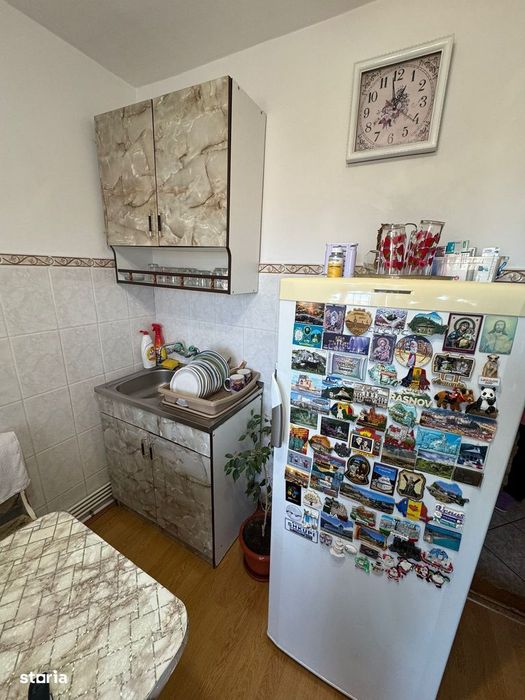 Vand apartament 2 camere Crihala, centrala gaz