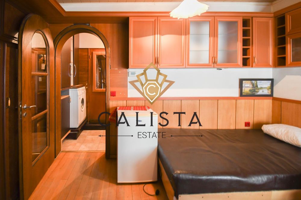 Дава се под наем Едностаен апартамент в София, Стрелбище - 40 кв.м за 347.82 € - Снимка #1