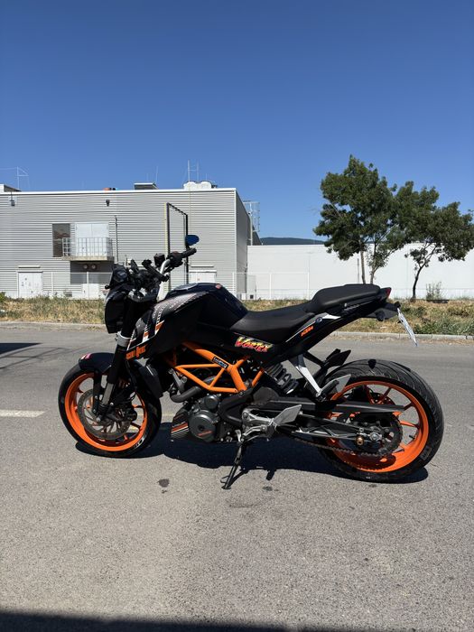 KTM DUKE 390