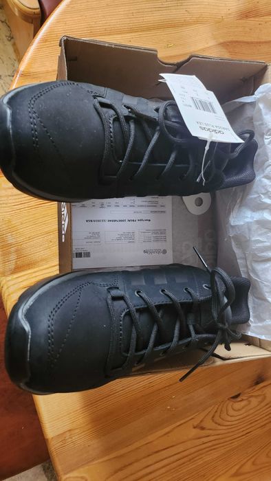 ADIDAS-Daroga Plus Lea