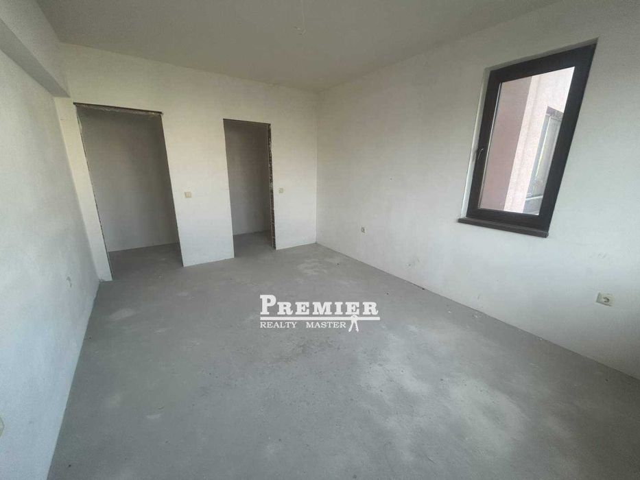 Продава се Двустаен апартамент в Бургас, Изгрев - 96 кв.м за 1047 €/кв.м - Снимка #8